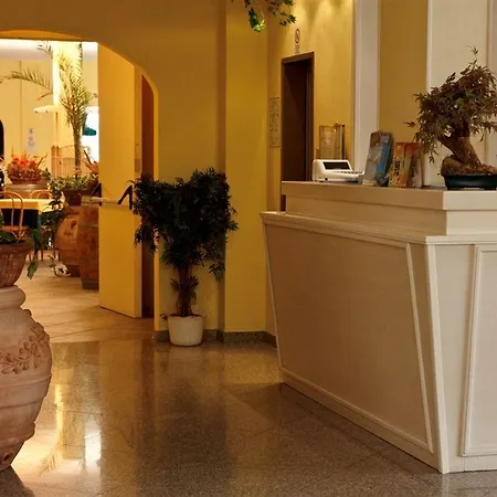 Hotel Il Grifo E Bisteccheria Toscana 3*