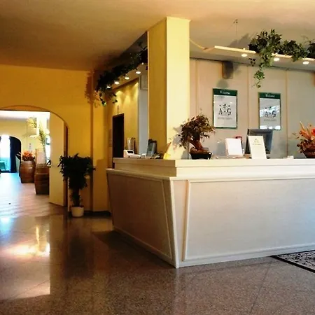 Il Grifo E Bisteccheria Toscana ホテル Montepulciano Stazione